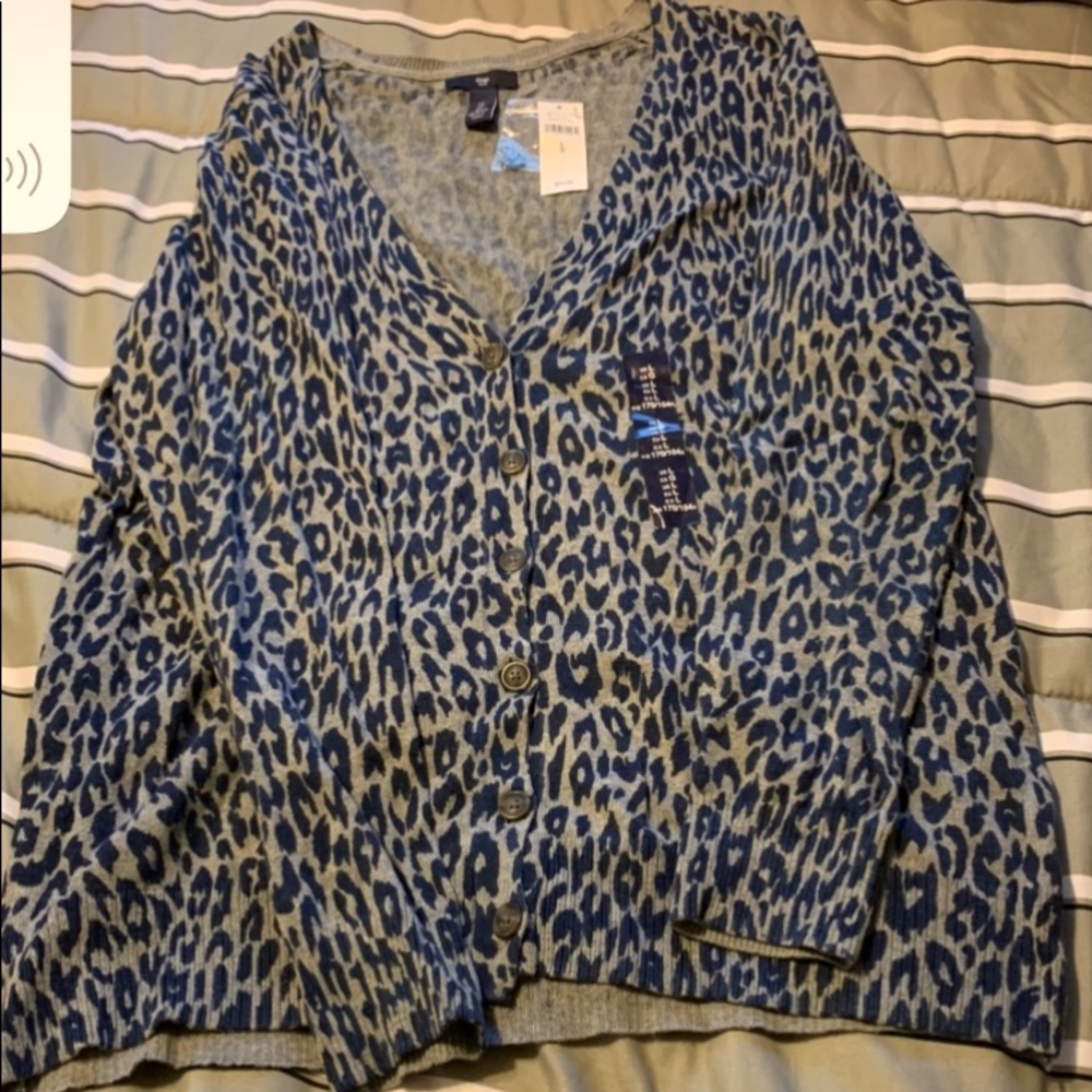 GAP cardigan sweater